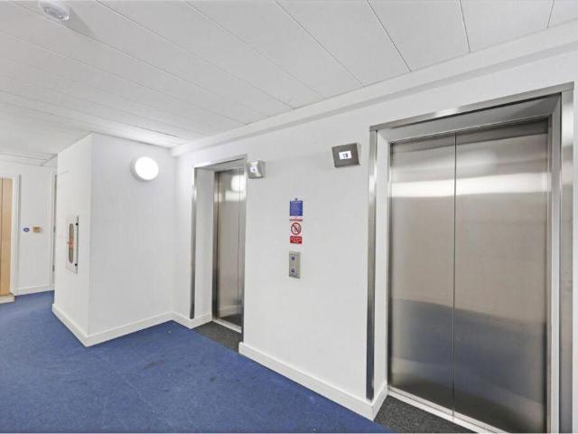 Flat for sale in Canning Town, Greater London
