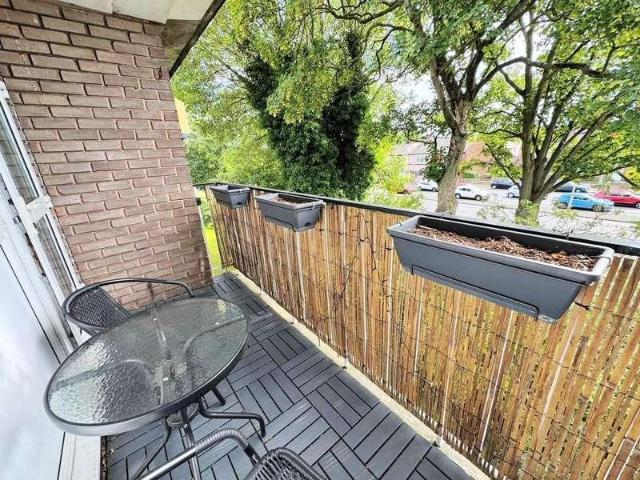 Flat for sale in Sandfield Park, Calderstones