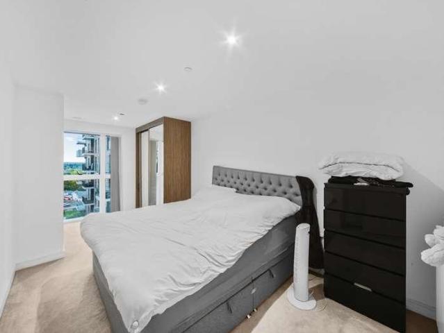 Flat for sale in Kidbrooke, Greater London