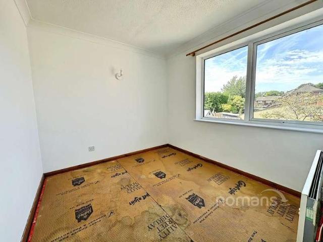 Flat for sale in Fleet, Hart