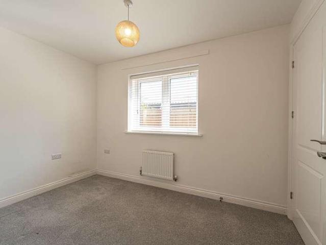 Flat for sale in East Usk, Wales
