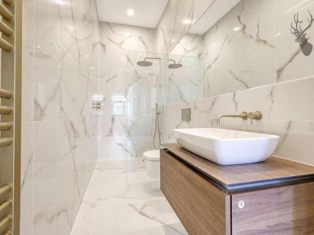 Flat for sale in Epping, Essex