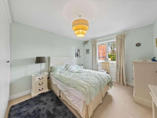 Flat for sale in Appleton, Warrington