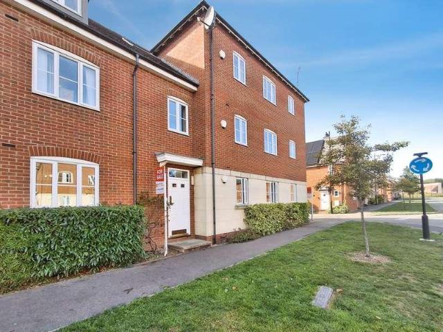 Flat for sale in Elsea Park, South Kesteven
