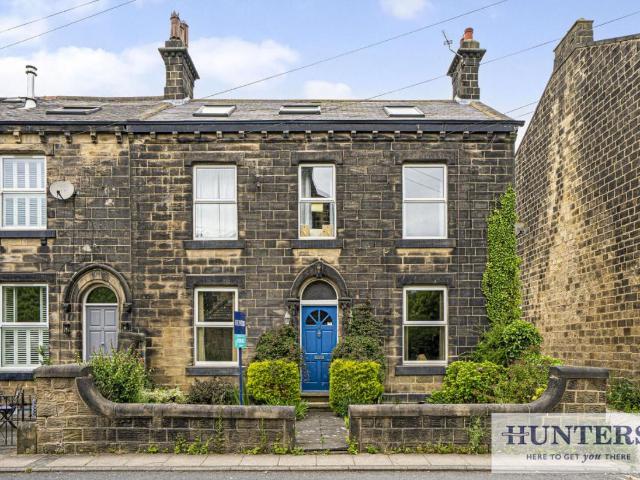 Flat for sale in Westfield, Guiseley