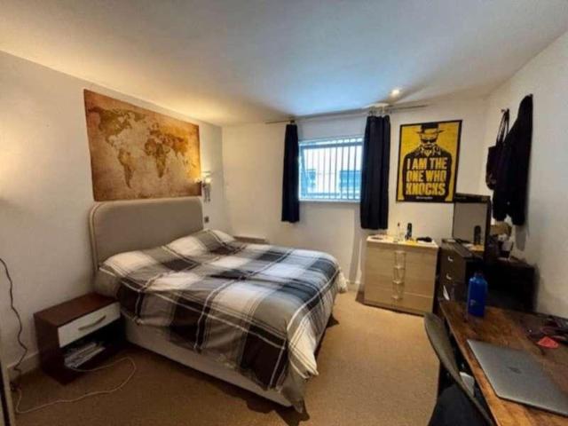 Flat for sale in Georgia, Greater Manchester