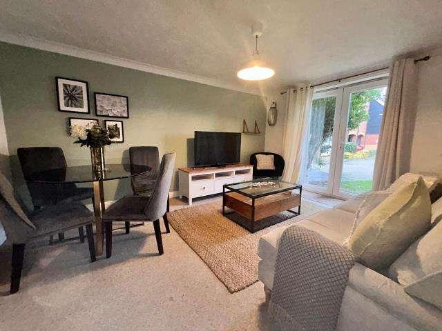 Flat for sale in Enborne, West Berkshire