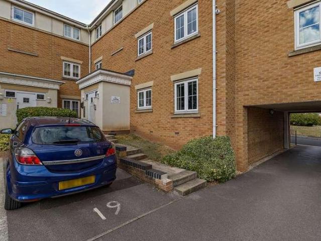 Flat for sale in Costhorpe, East Midlands