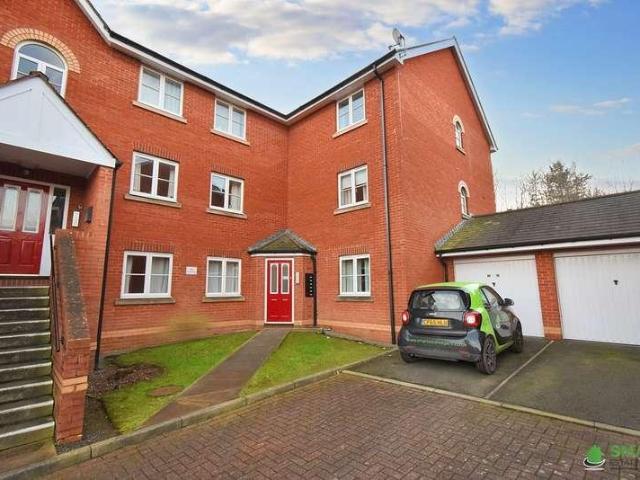 Flat for sale in Newcourt, Watergate