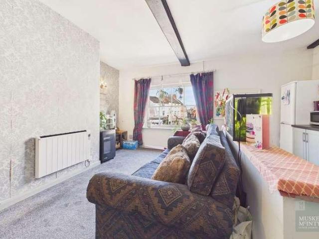 Flat for sale in Eastbridge, Suffolk