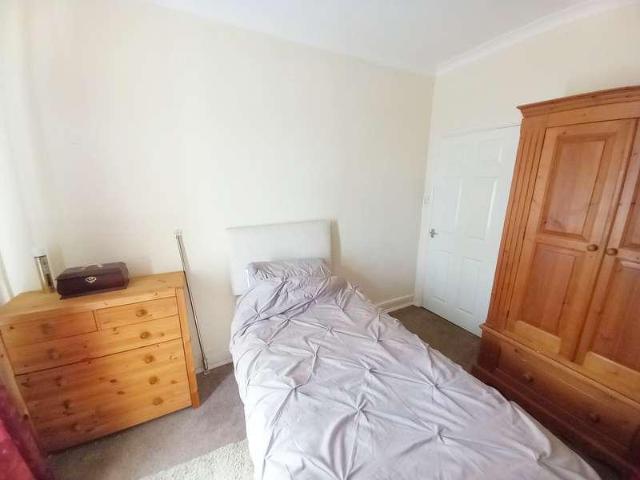 Flat for sale in Thinford