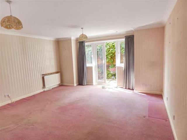 Flat for sale in Shipston on Stour, Alderminster