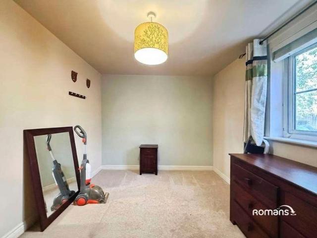Flat for sale in Buckskin, Priest Down