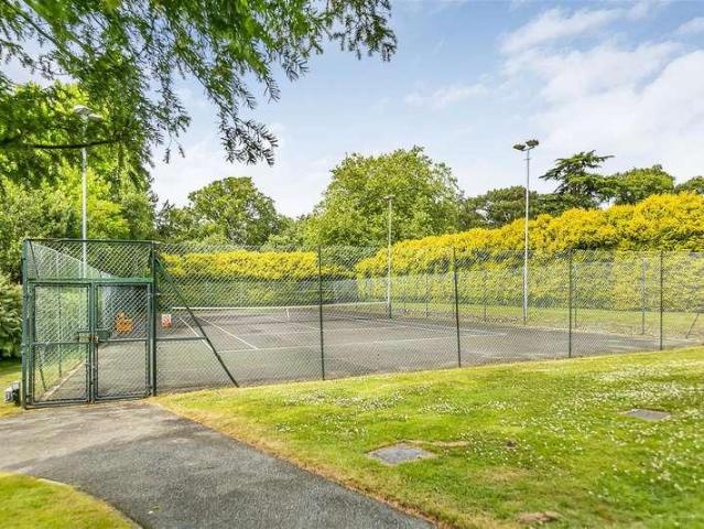 Flat for sale in Letchmore Heath, Aldenham