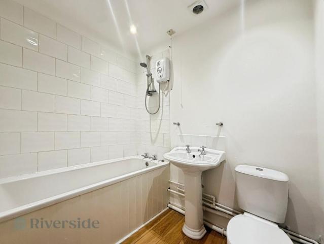 Flat for sale in Old Town, Hull