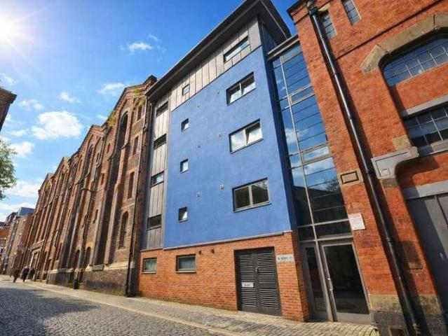 Flat for sale in Ropewalks, Calderstones