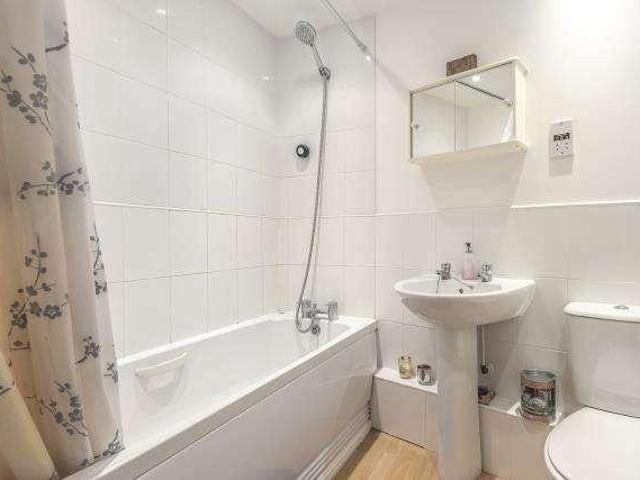 Flat for sale in Southcourt, Aylesbury