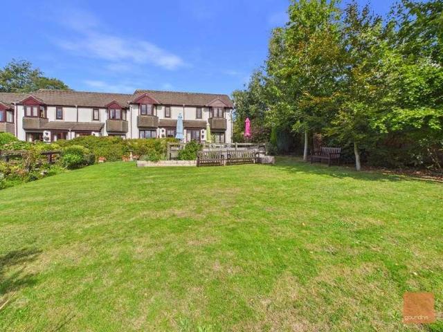 Flat for sale in Truru, Truro