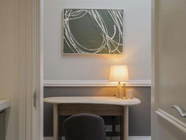 Flat for sale in Georgia, Greater Manchester