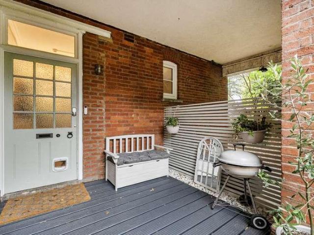 Flat for sale in Abbotswood, Guildford