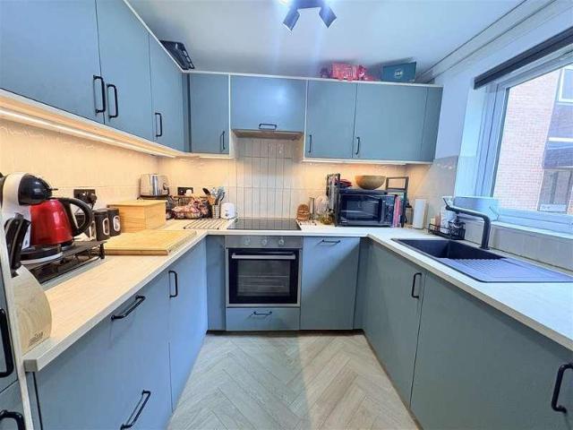 Flat for sale in Wake Green, Birmingham