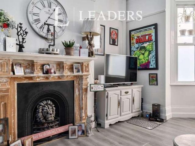 Flat for sale in St James, Sandown Park