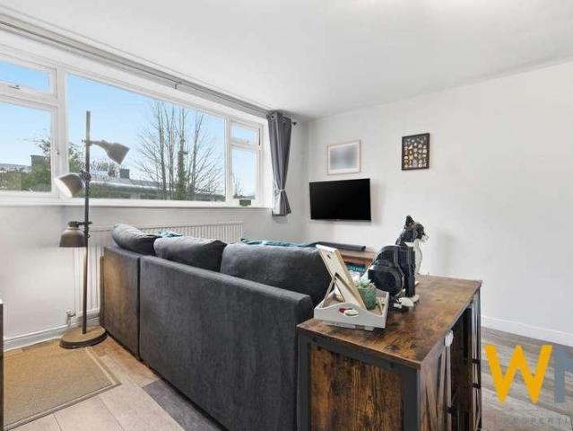 Flat for sale in Moulsham, Chelmsford