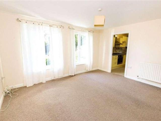 Flat for sale in Barbourne, Worcestershire