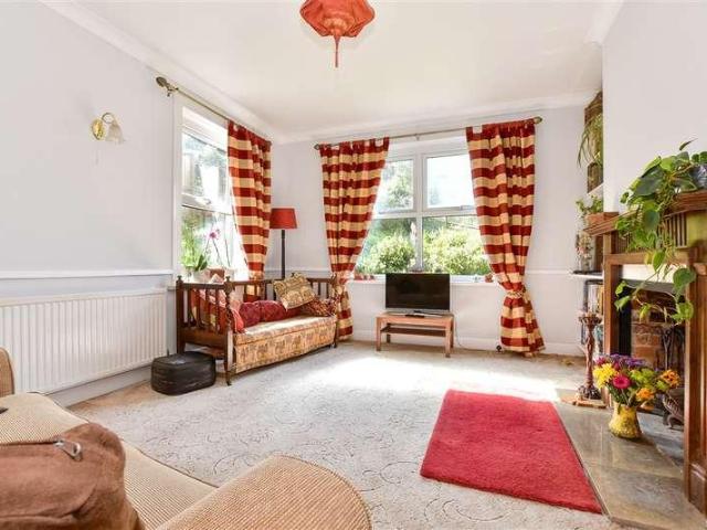 Flat for sale in Totland, Isle Of Wight
