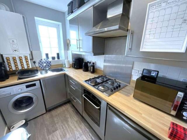 Flat for sale in Pear Tree Lane - Industrial Estate, Quarry Bank