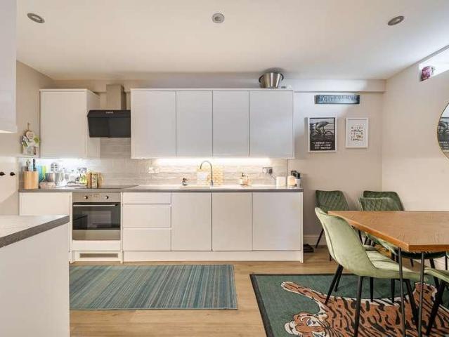 Flat for sale in Ewens Farm, Cheltenham