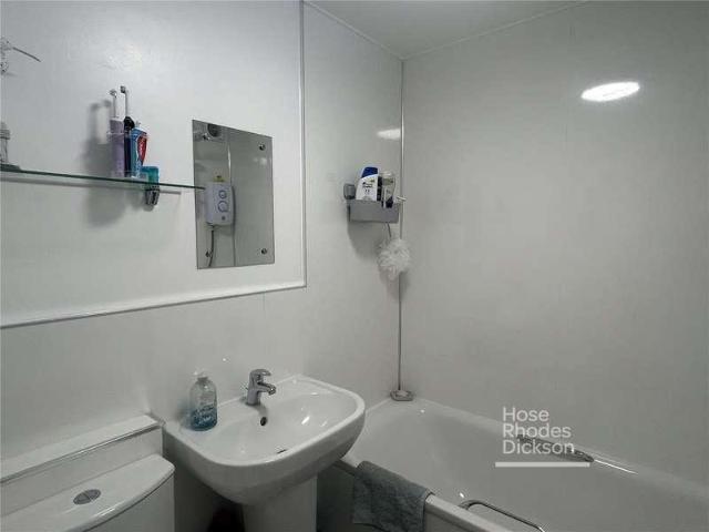 Flat for sale in Cowes, Isle of Wight