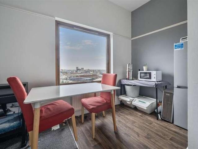 Flat for sale in Feckenham, City Of Bristol