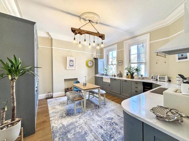 Flat for sale in Central, Heathlands