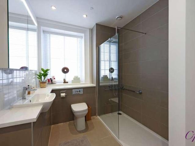 Flat for sale in Montpellier, Golden Valley