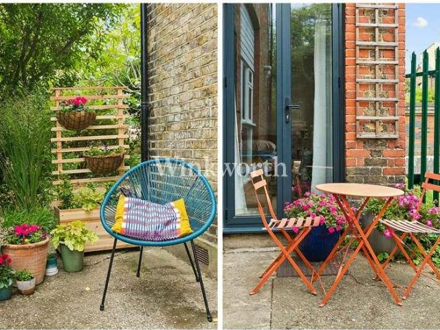 Flat for sale in Harringay, Greater London