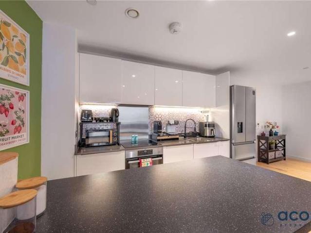 Flat for sale in London Borough of Brent, Greater London