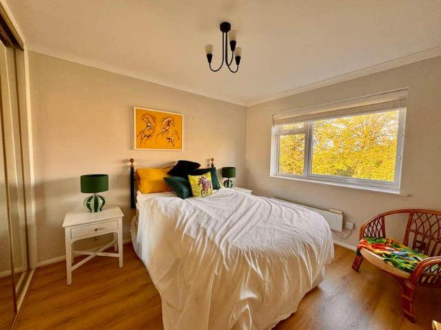 Flat for sale in Newmarket, West Suffolk
