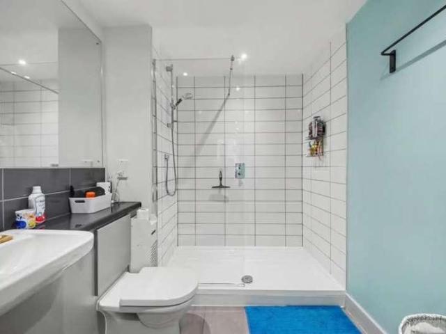 Flat for sale in New Islington, Manchester