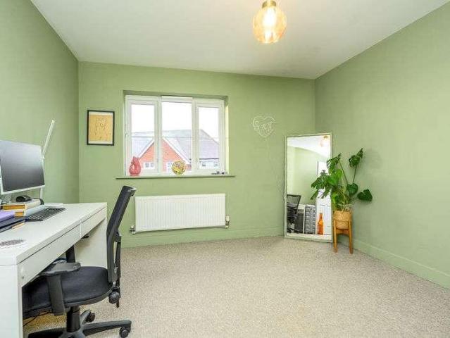 Flat for sale in Blackhills, Surrey