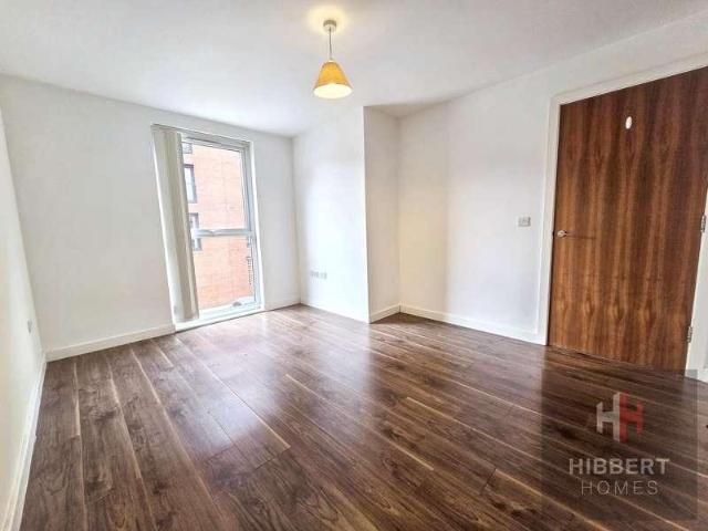 Flat for sale in City Centre, Salford