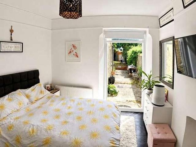 Flat for sale in Mickleburgh Hill, The Bridge
