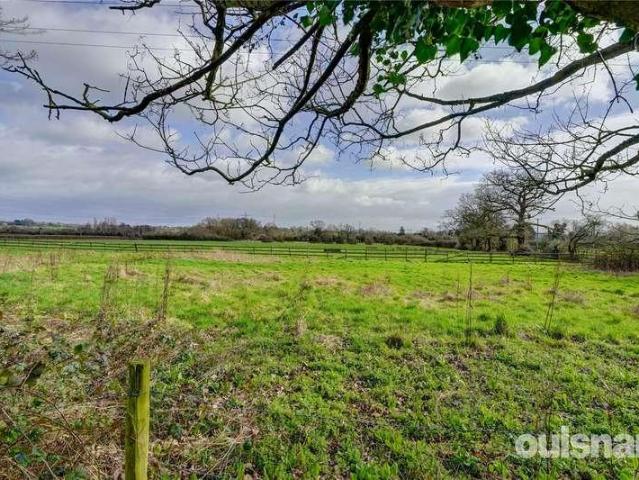 Flat for sale in Crookhill, Worcestershire