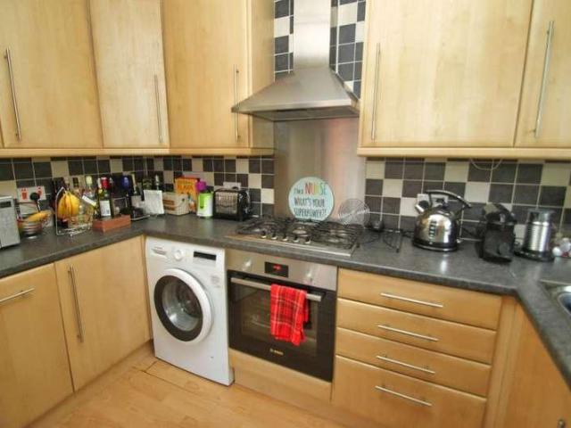 Flat for sale in Hale End, Greater London