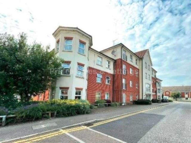 Flat for sale in Glebe Park, Lincoln