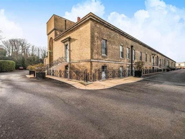 Flat for sale in Priddy's Hard, Middlecroft
