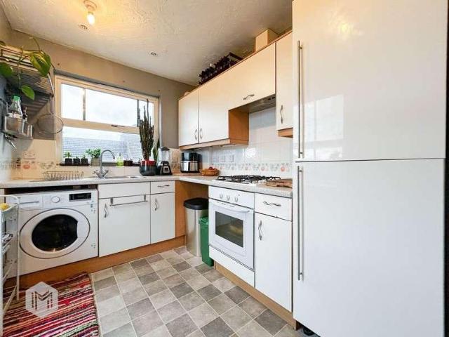 Flat for sale in Lee Bank, Greater Manchester