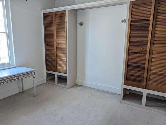 Flat for sale in Wells, Somerset
