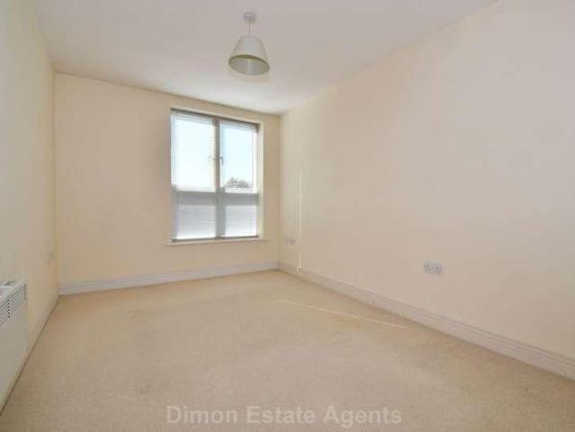 Flat for sale in Priddy's Hard, Middlecroft
