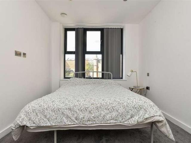Flat for sale in East Cliff, Thanet
